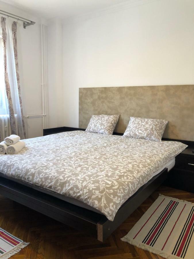 Blue Apartment Drobeta Turnu Severin Exterior photo